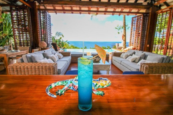 On Vacation Acantilado de la Tierra