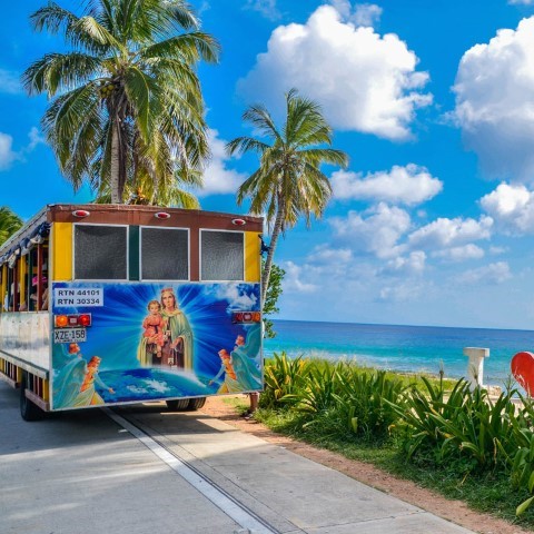 Vuelta a la Isla San Andres Travel