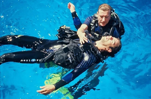 Buceo Primeros Auxilios