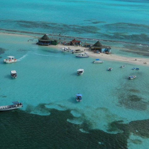 Cayo acuario & Haynes cay